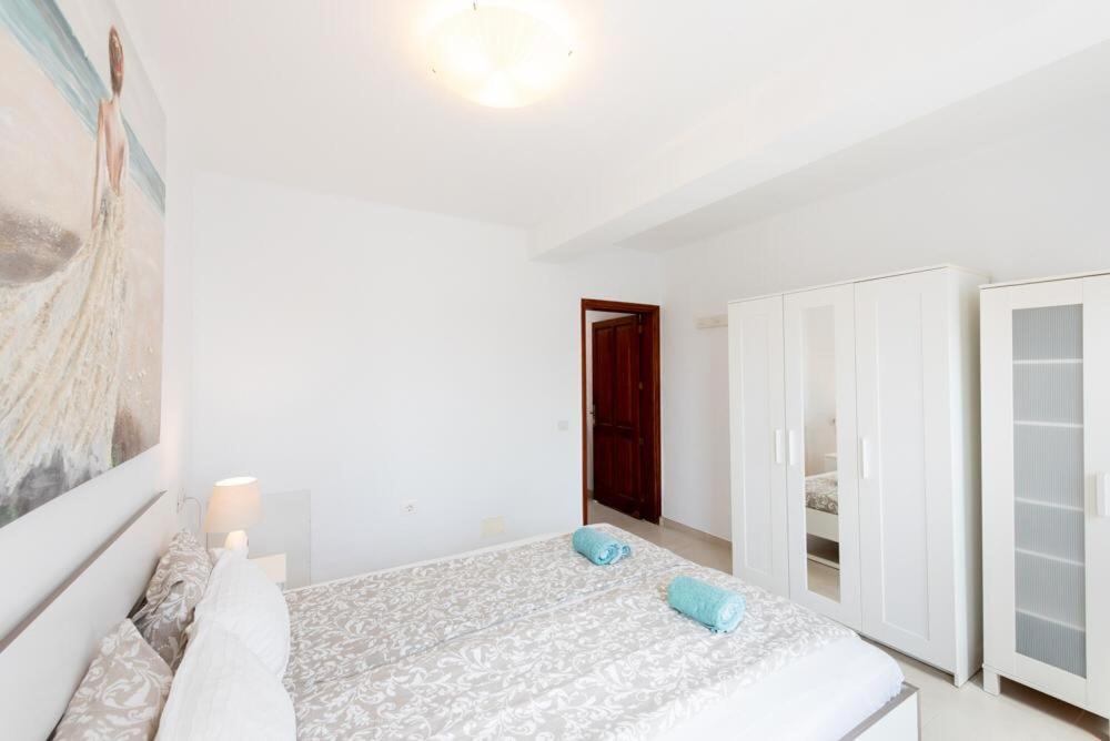 Apartment Luna Nudist Place Чарко-дель-Пало Экстерьер фото