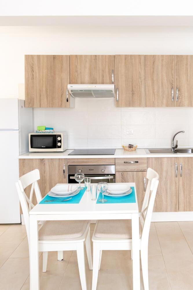 Apartment Luna Nudist Place Чарко-дель-Пало Экстерьер фото